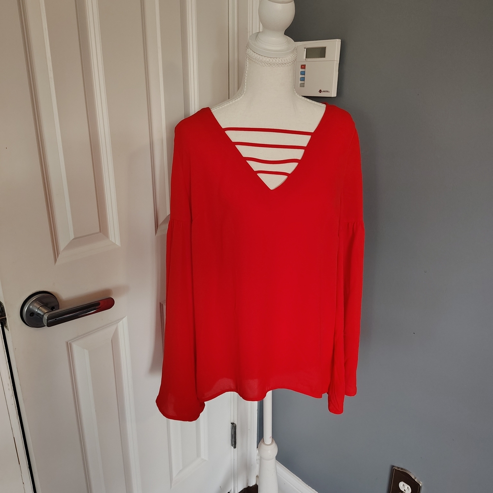 Elegant Red V-Neck Women's Top M Euc